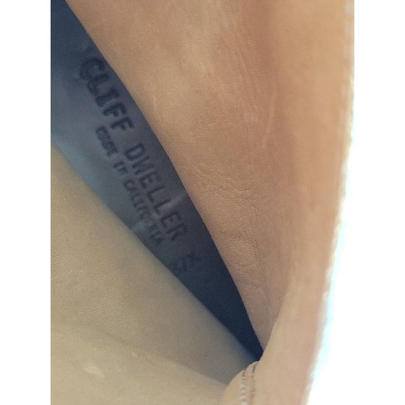 CLIFF DWELLER by CYDWOQ White Crackled Leather Boots Women's 37.5 / 7.5 - Picture 12 of 14